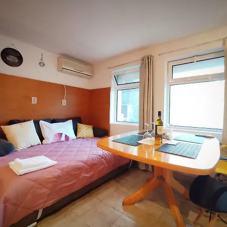 Few Steps From The Pool Apt; Sauna,bbq&playground Varna